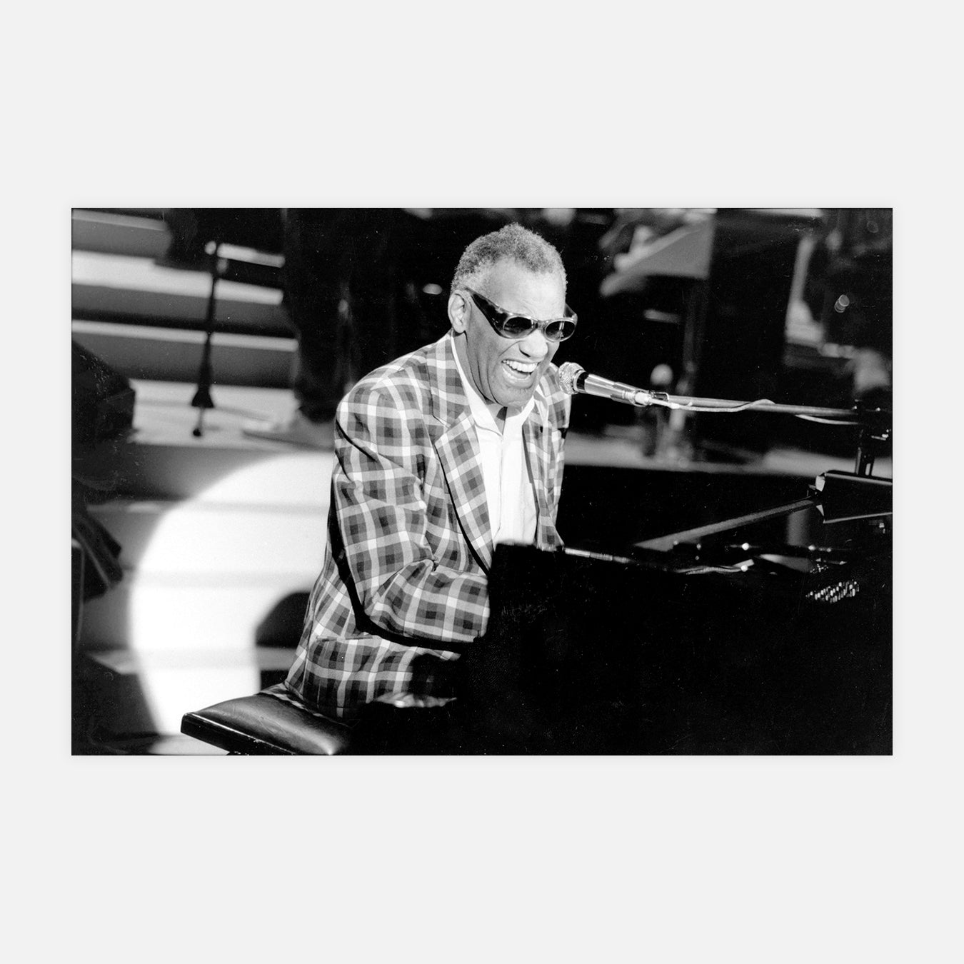 Ray Charles au piano dans "Le grand studio"