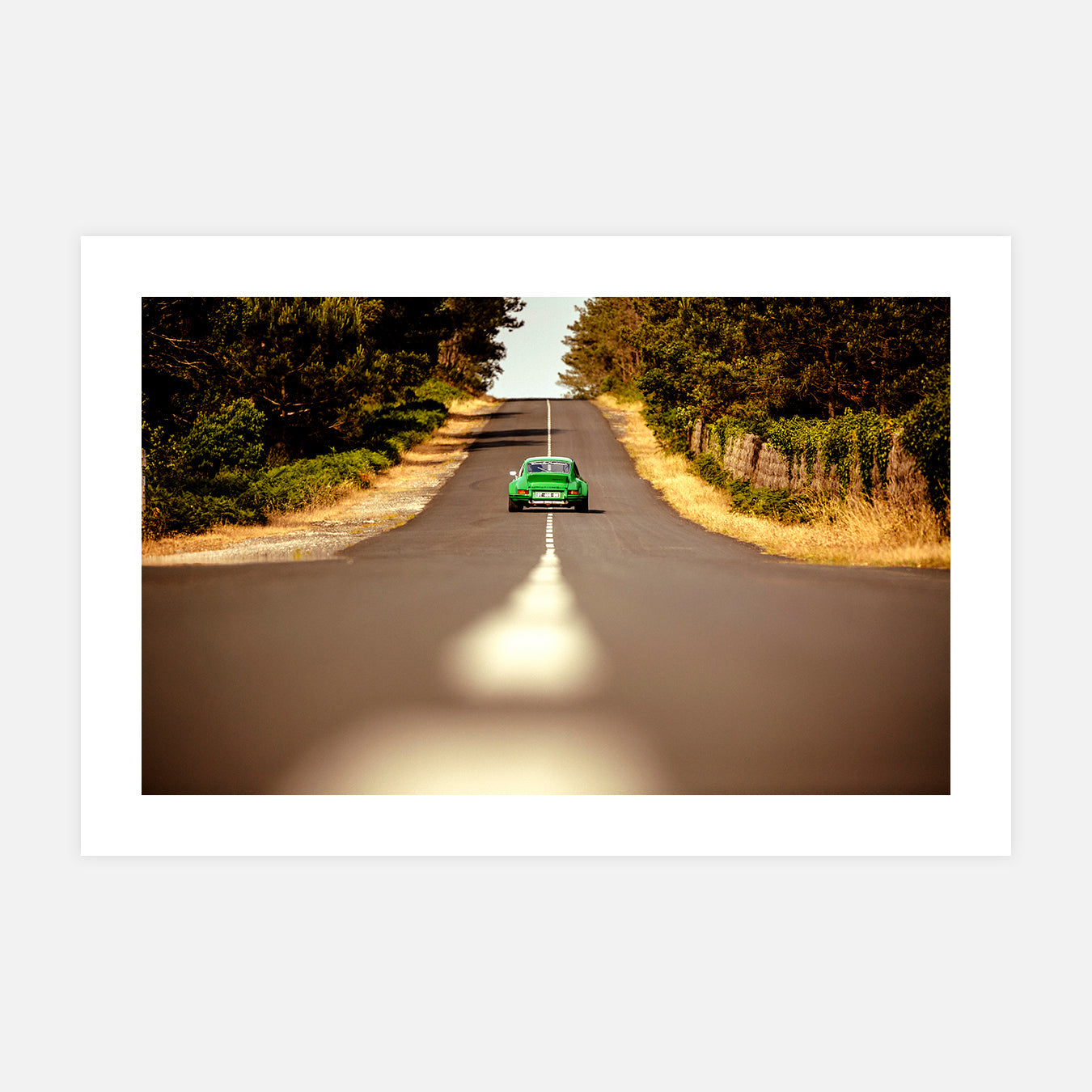 photo-voiture-porsche-vintage-verte-decorateur-bureau